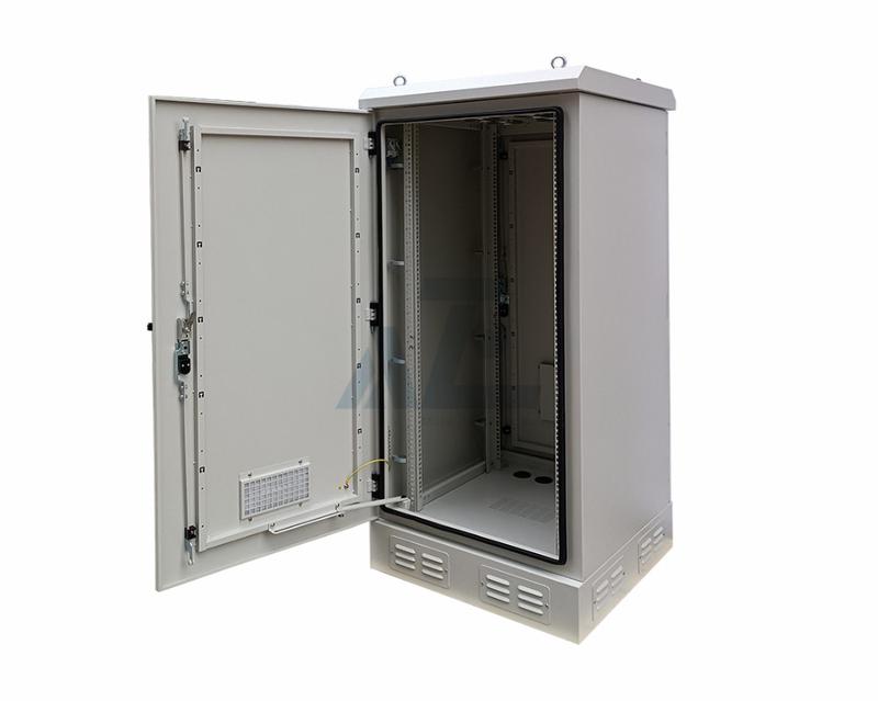 18U Freestanding Outdoor Server Rack Cabinet w/ Cooling Fans, IP55, 650W x 650D mm