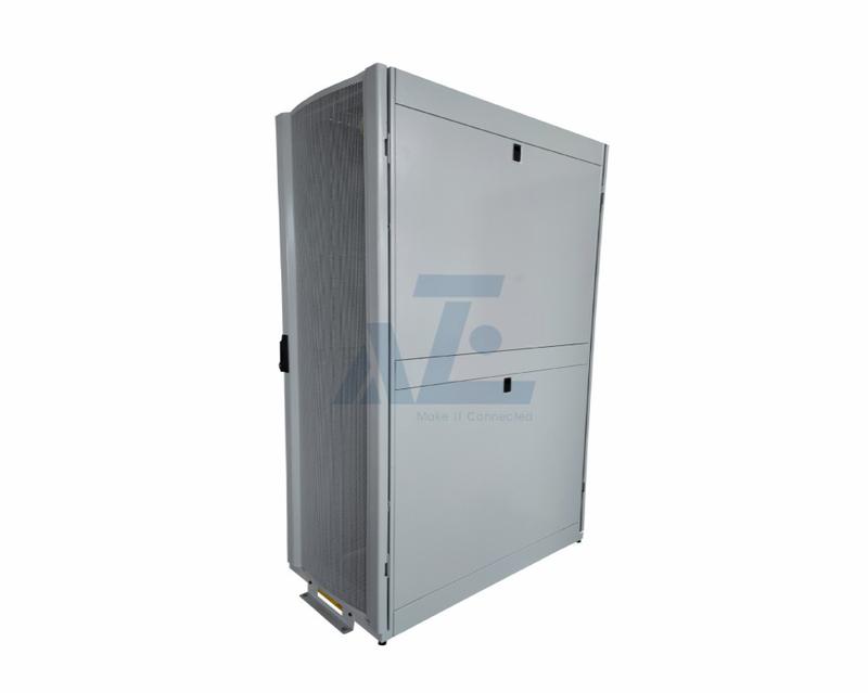 Modular Cold Aisle Containment w/ 42U 600mm x 1200mm Server Cabinets