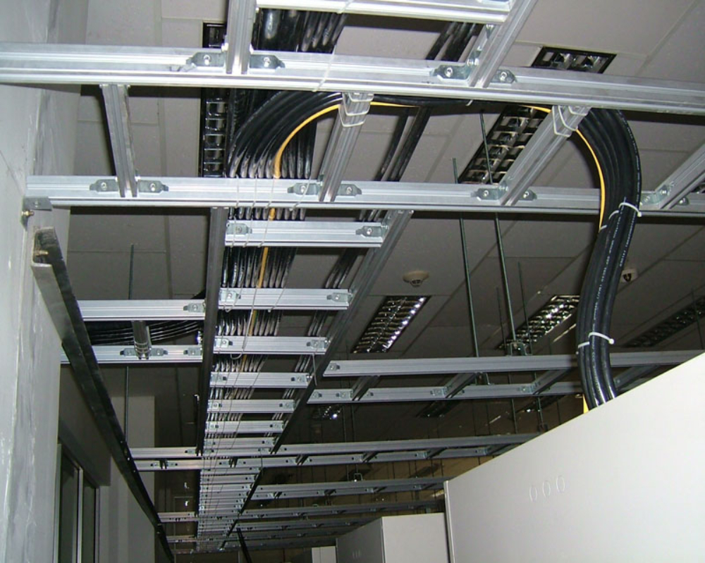 Cable Ladder Systems for Data Center Aisle Containment